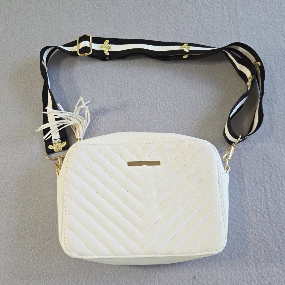 Unbranded Crossbody Bag Womens Small White Quilted Bee Guitar Strap Tassel‎